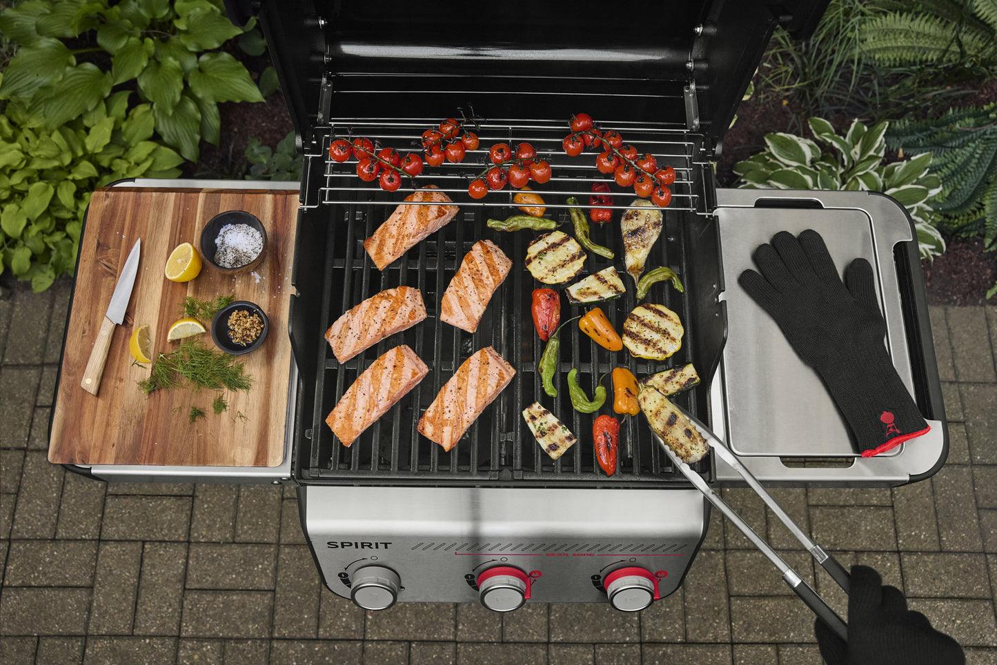 Weber Spirit E-325 Premium Gas Barbecue