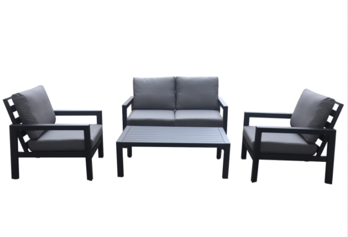 Oliver Outdoor Lounges