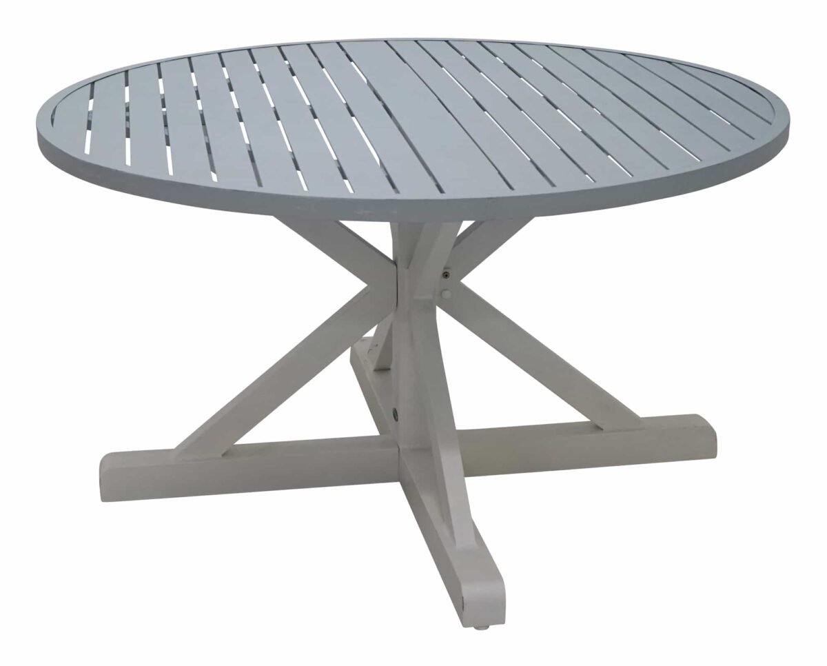 Shelta Chesapeake Round Table Dining Setting