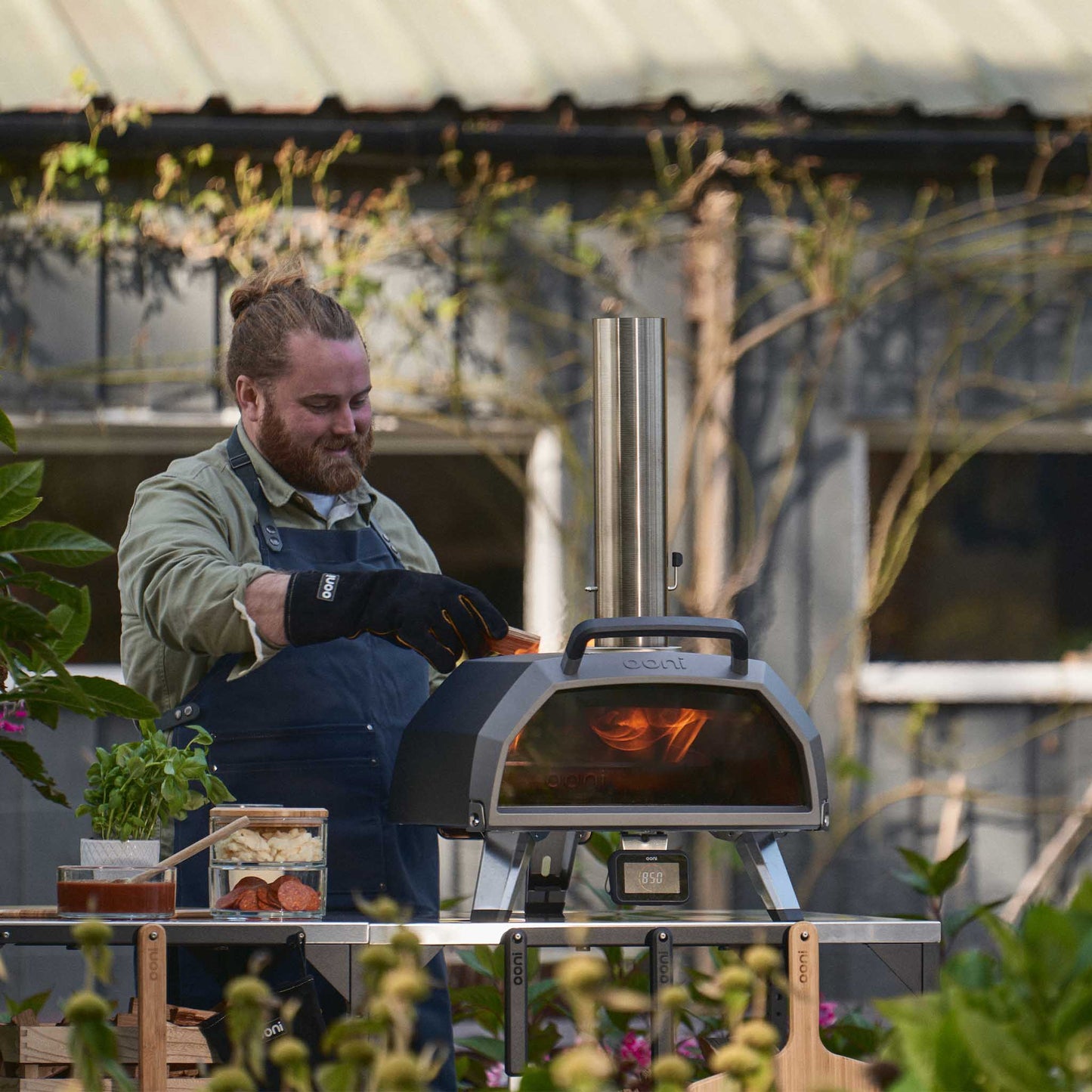 Ooni Karu 2 Pro Woodfire Pizza Oven