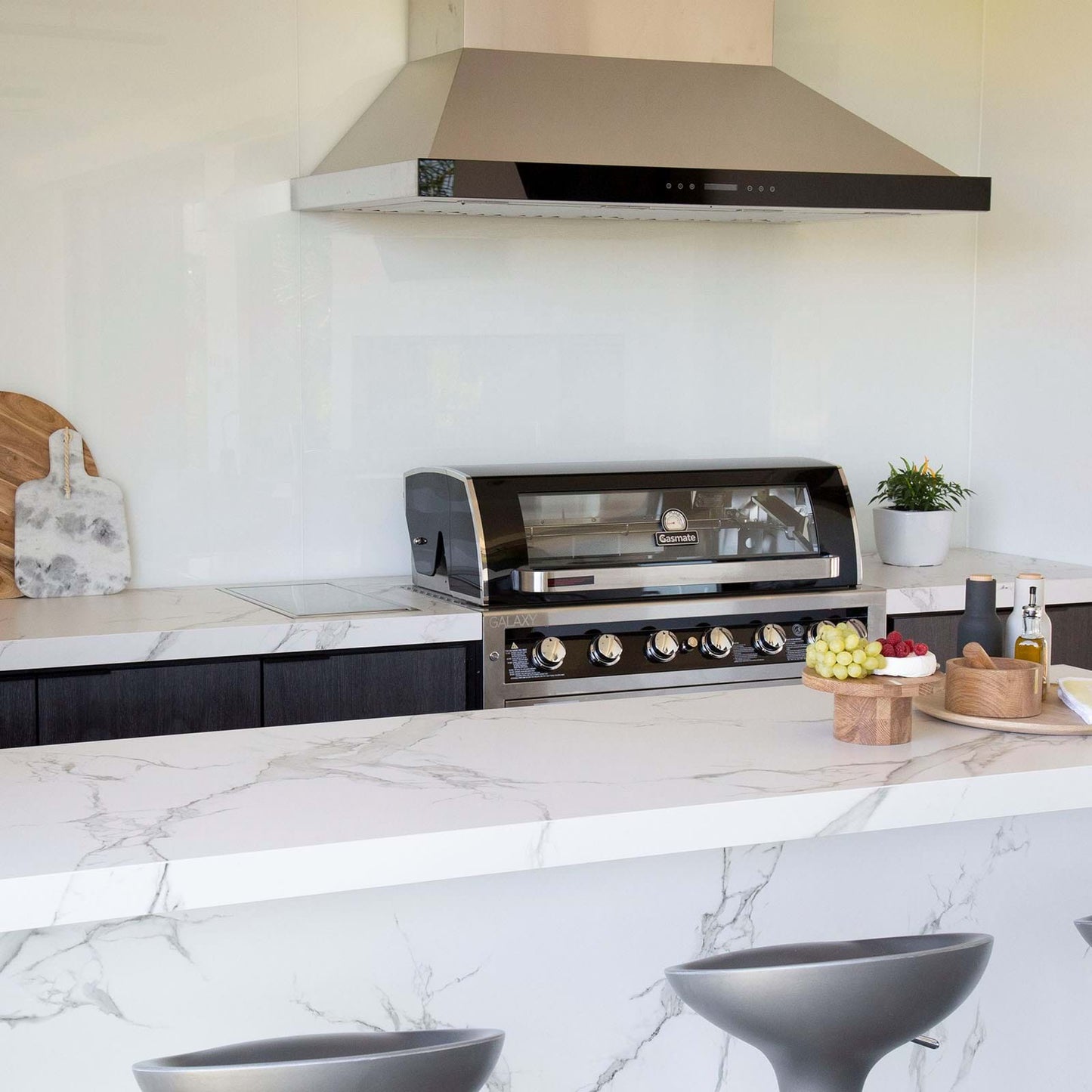 Gasmate 120cm Deluxe BBQ Rangehood