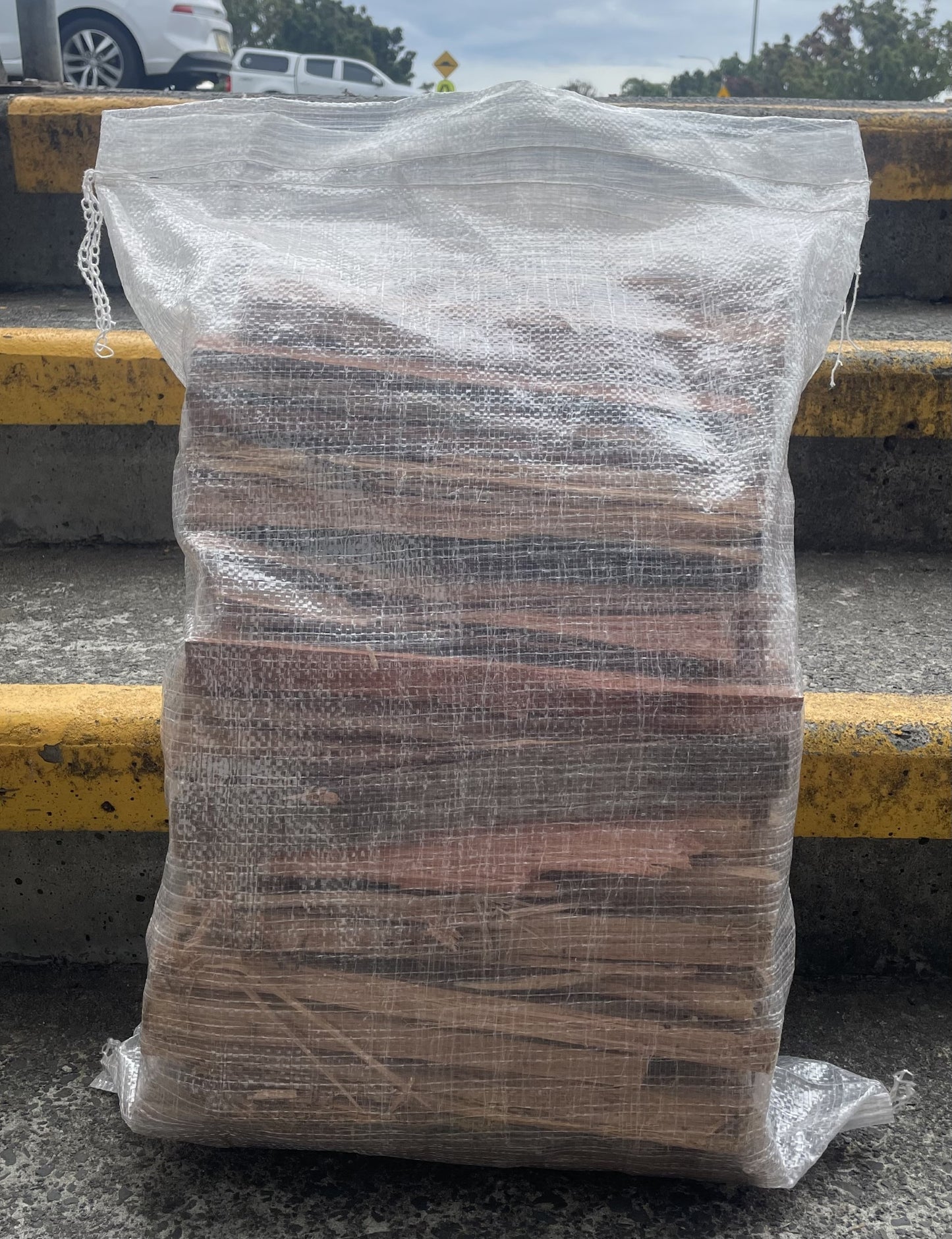 O & C's Firewood Hardwood Kindling