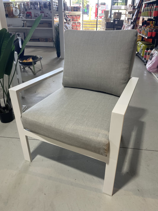 Oliver Outdoor Single Lounge