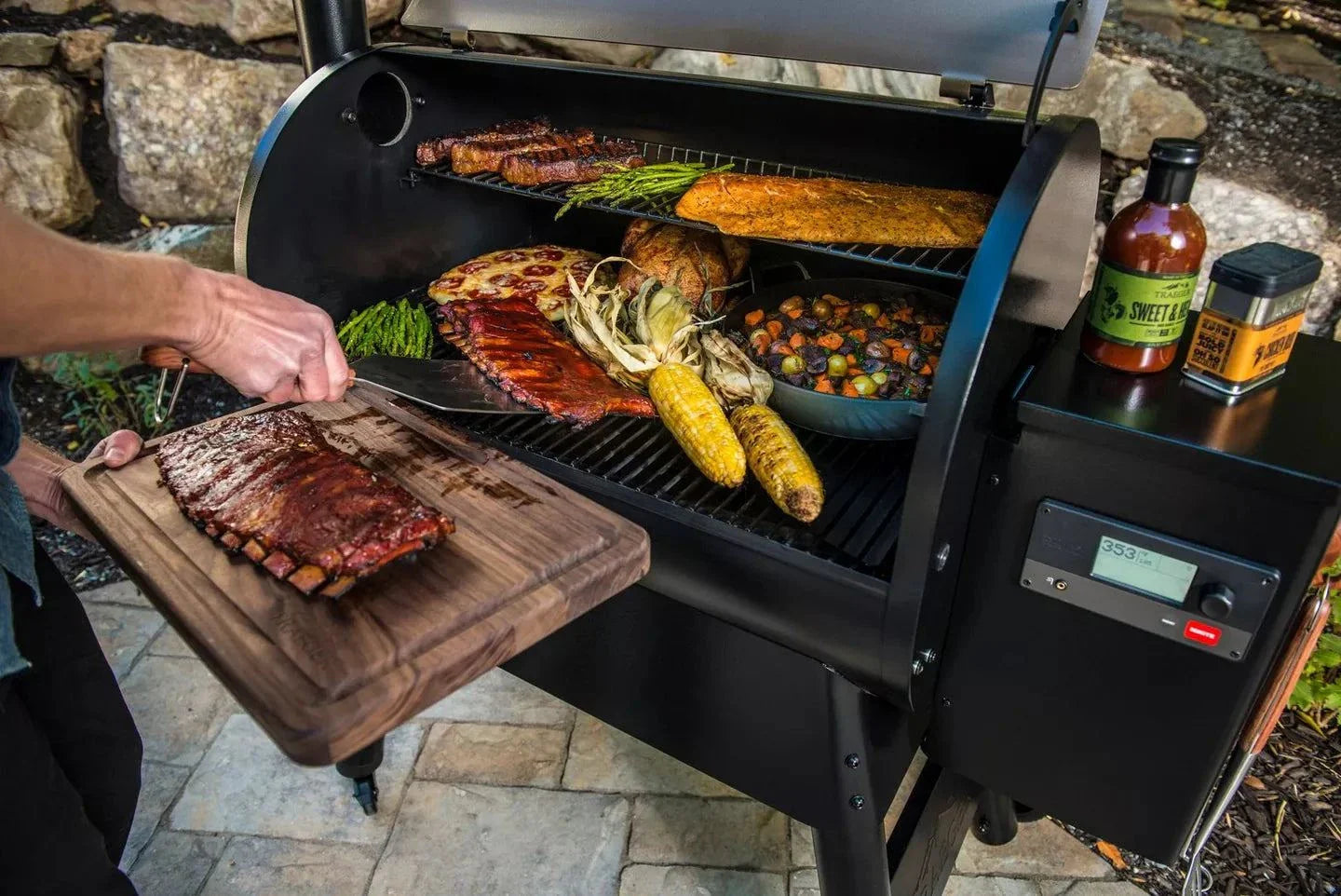 Traeger Pro 575 Wood Pellet Grill