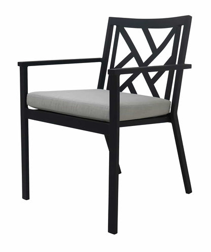Shelta Southampton Round Table Outdoor Dining Setting